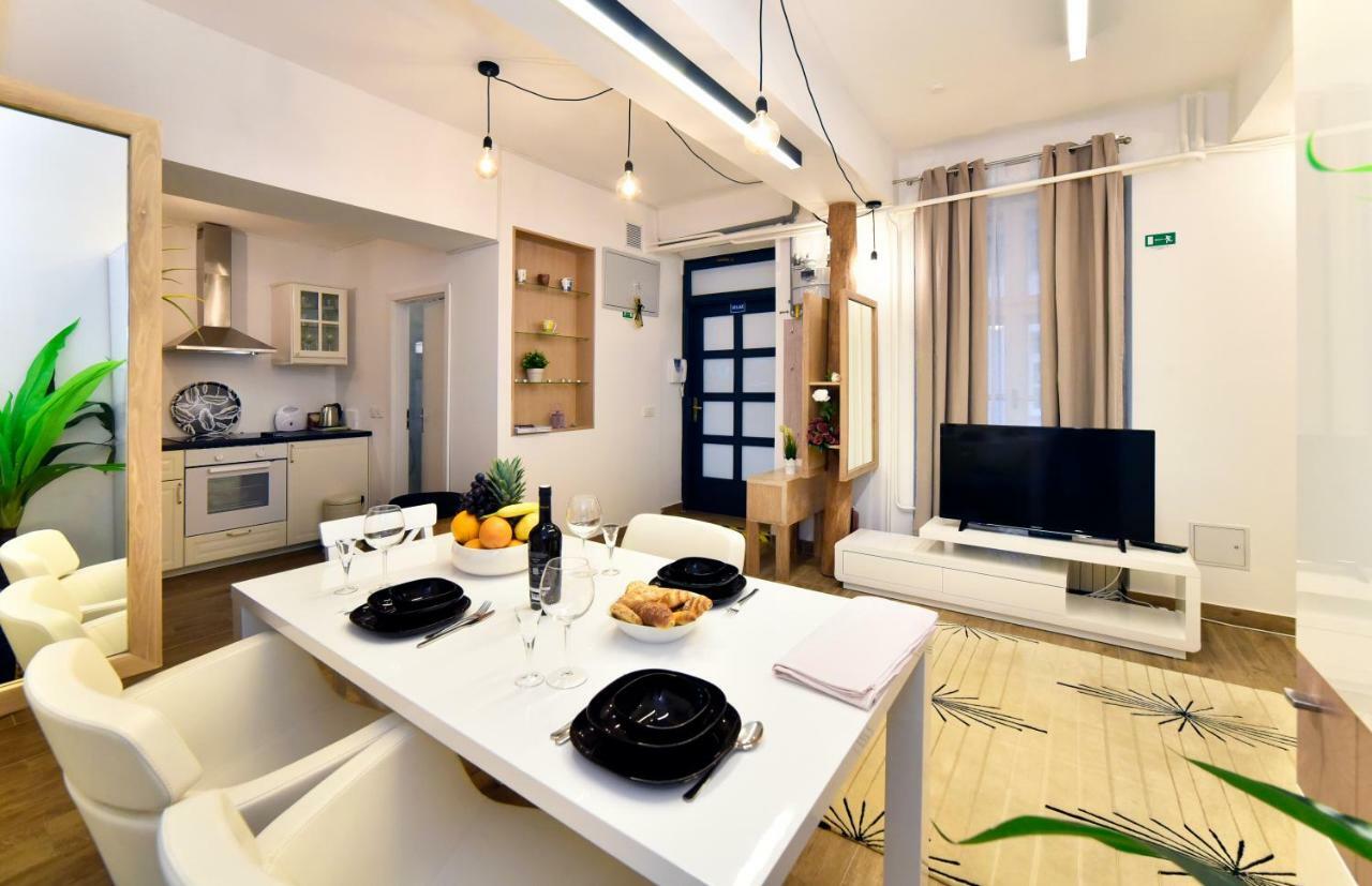 Ban Jelacic Apartment Zagreb Eksteriør bilde